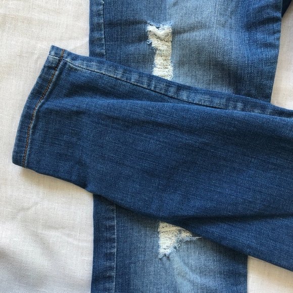 GUESS Distressed Low Rise Jeans - Picture 8 of 8